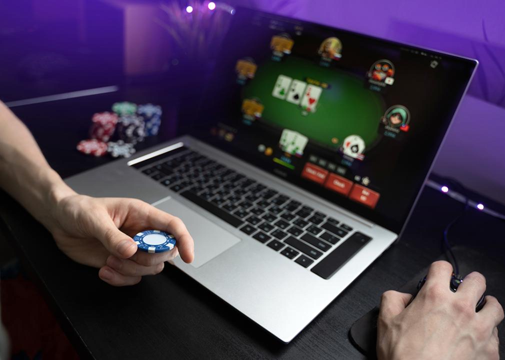 Secure Cash Flow Guide: How to Deposit and Withdraw Money in Online Poker Safely and Efficiently