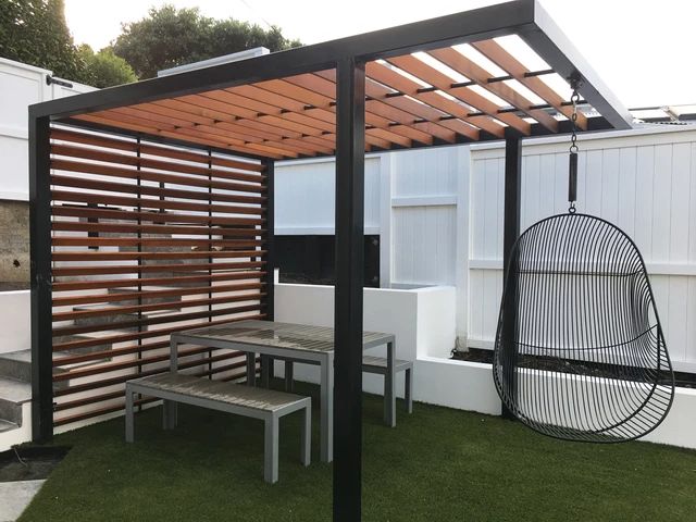 How to Choose the Perfect Freestanding Pergola for Your Backyard Space